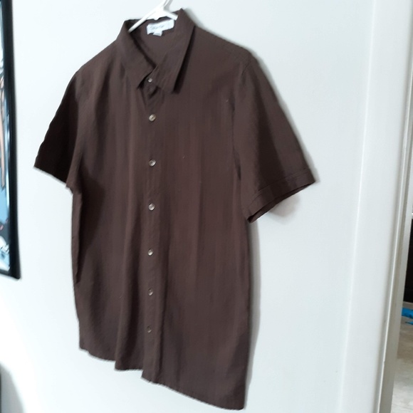 Calvin Klein Large Button Up - Picture 2 of 4